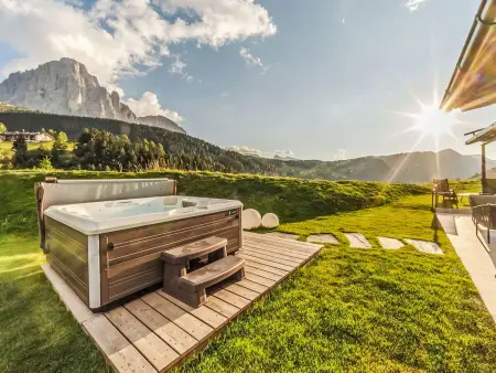 Chalet 4BR Sella à Santa Cristina avec piscine chauffée et spa : photo 26