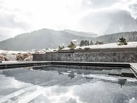 Chalet Aurora avec piscine chauffée et sauna, Santa Cristina : photo 10