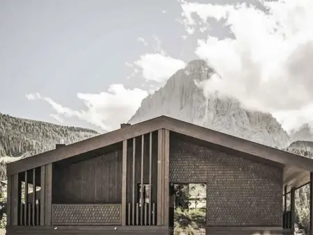 Chalet Aurora avec piscine chauffée et sauna, Santa Cristina : photo 12