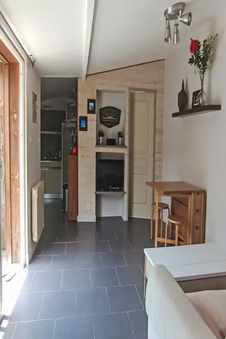 Maison avec piscine chauffée et calme, Ares, 11 personnes : photo 11