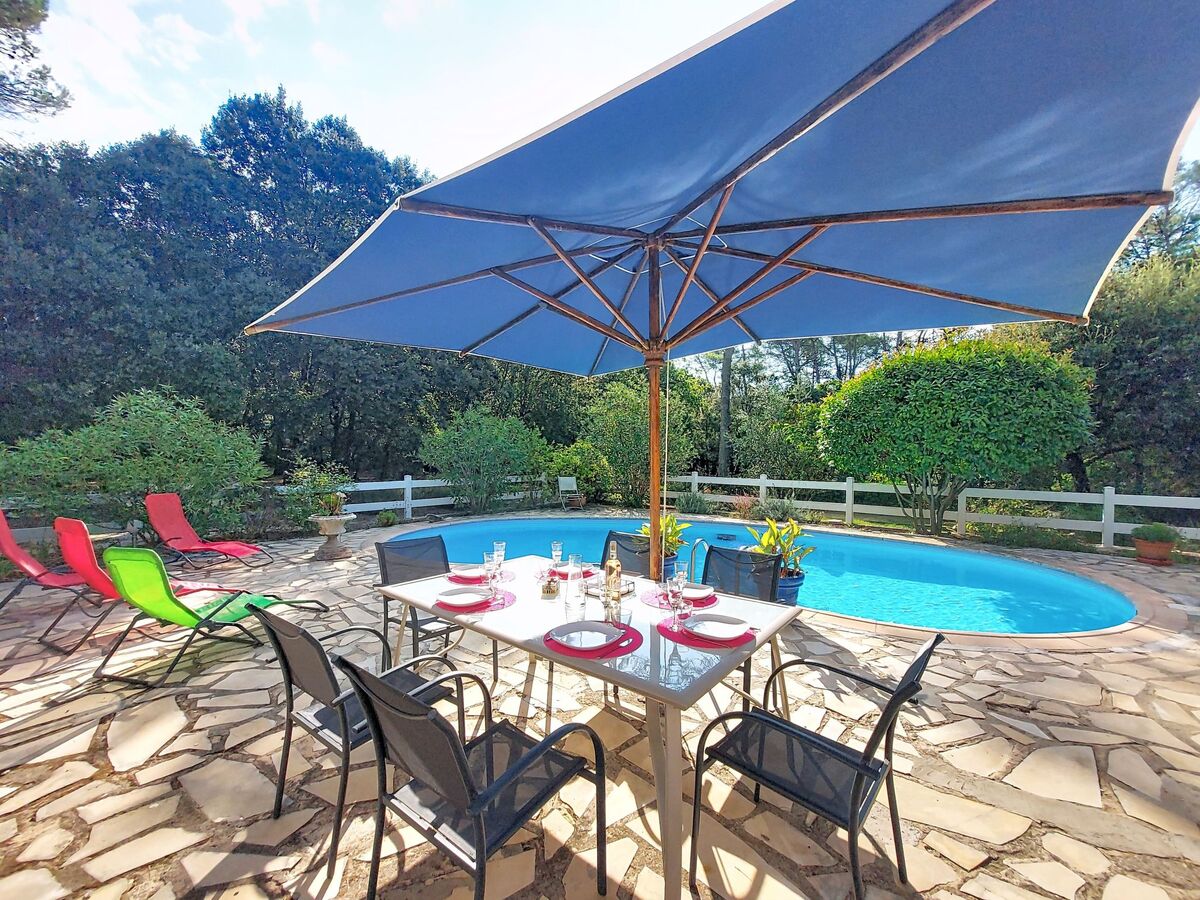 Maison avec piscine privée et terrain de 8 000 m² à Besse-sur-Issole - Photo 7
