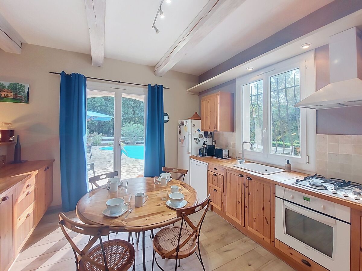 Maison avec piscine privée et terrain de 8 000 m² à Besse-sur-Issole - Photo 23