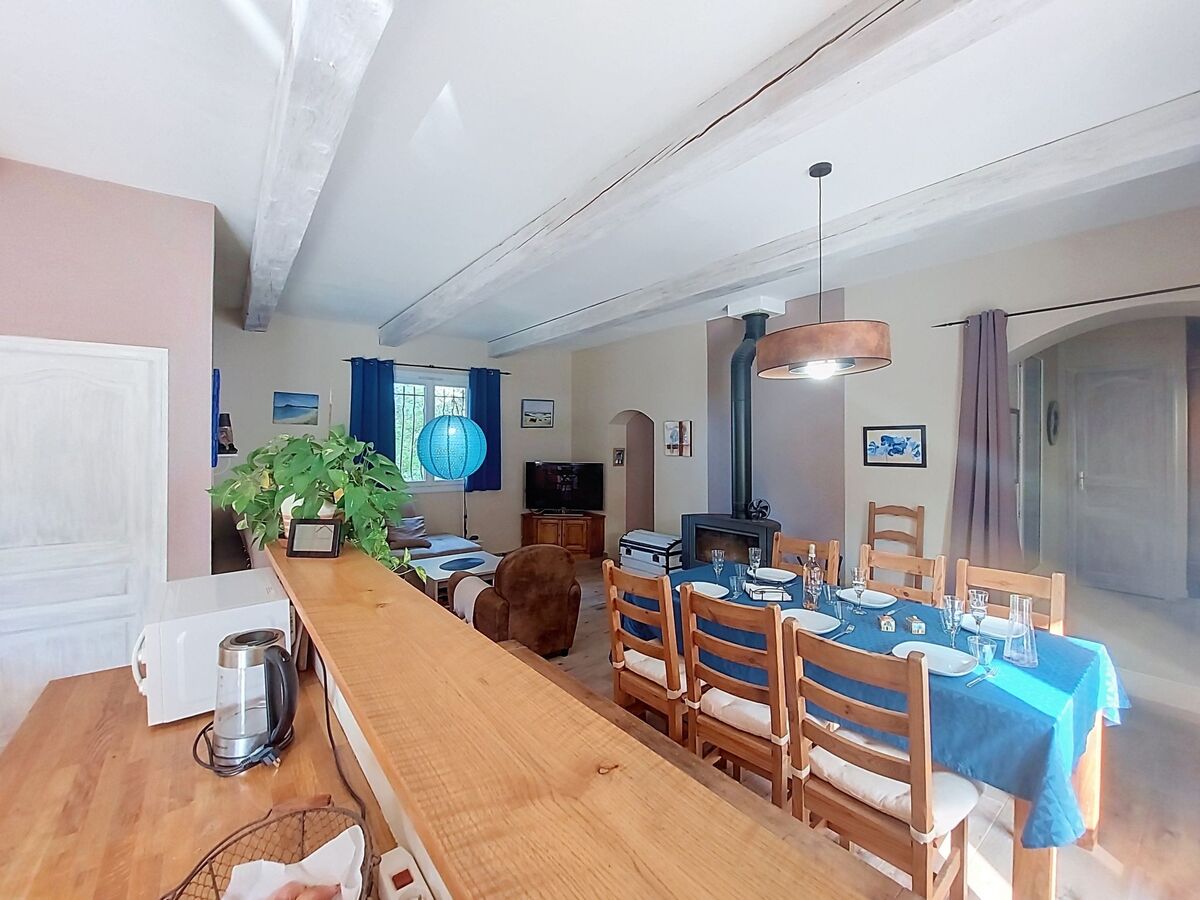 Maison avec piscine privée et terrain de 8 000 m² à Besse-sur-Issole - Photo 24