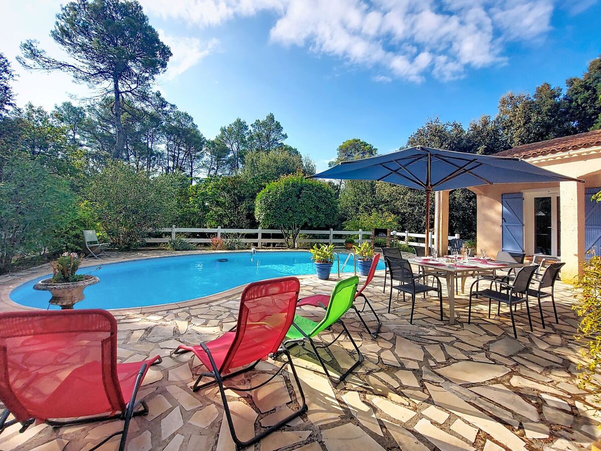 Maison avec piscine privée et terrain de 8 000 m² à Besse-sur-Issole - Photo 28