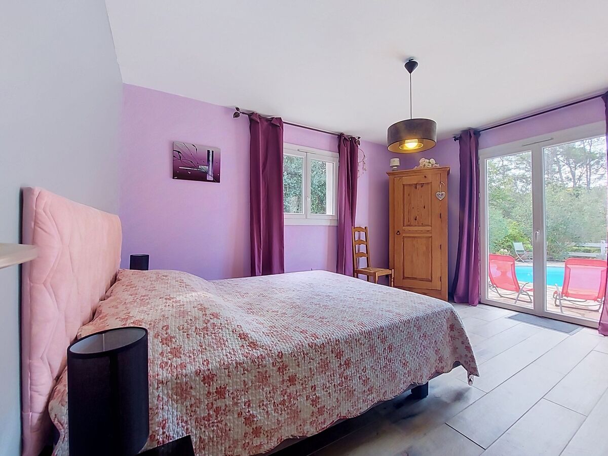 Maison avec piscine privée et terrain de 8 000 m² à Besse-sur-Issole - Photo 29