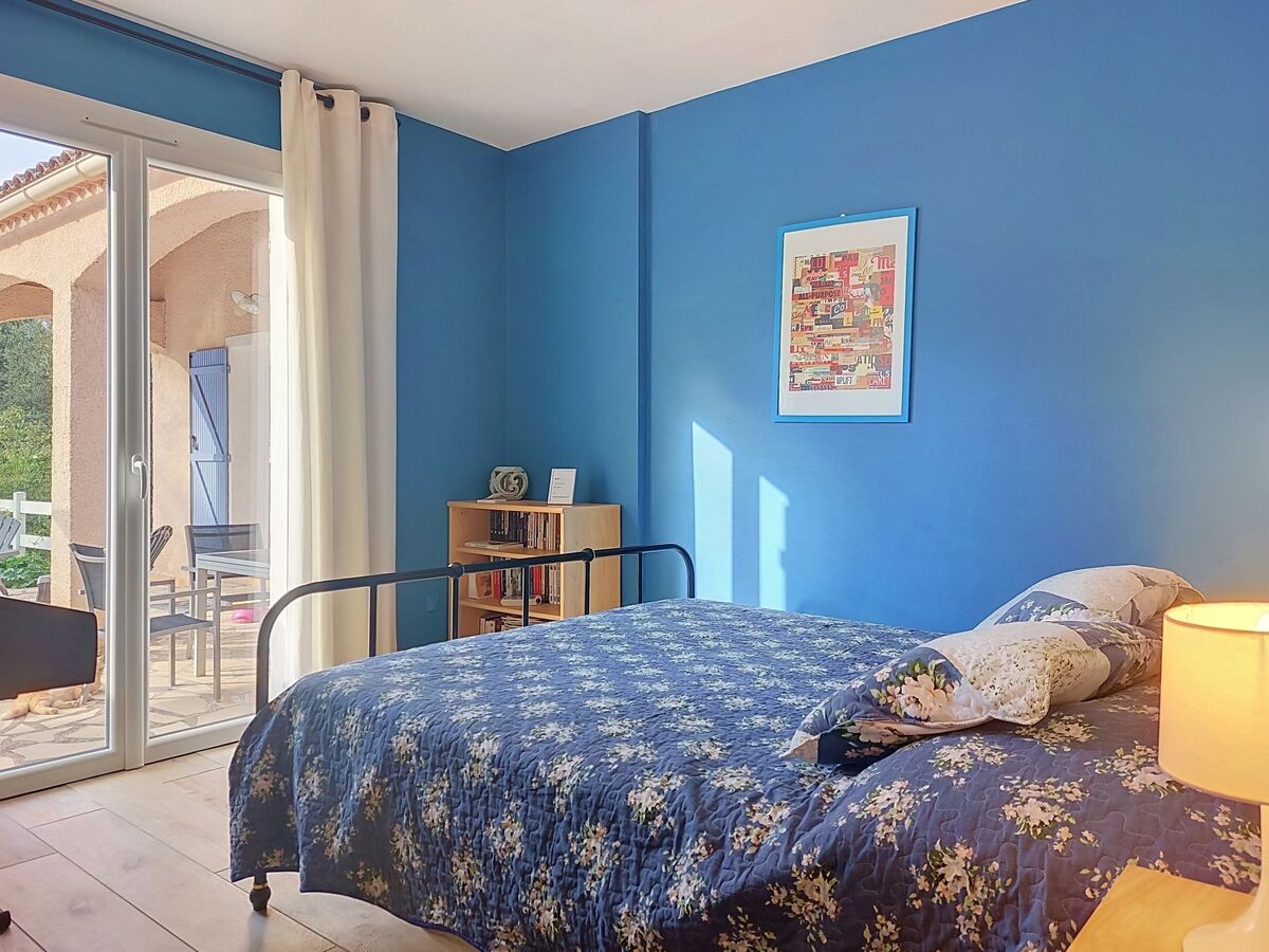 Maison avec piscine privée et terrain de 8 000 m² à Besse-sur-Issole - Photo 40