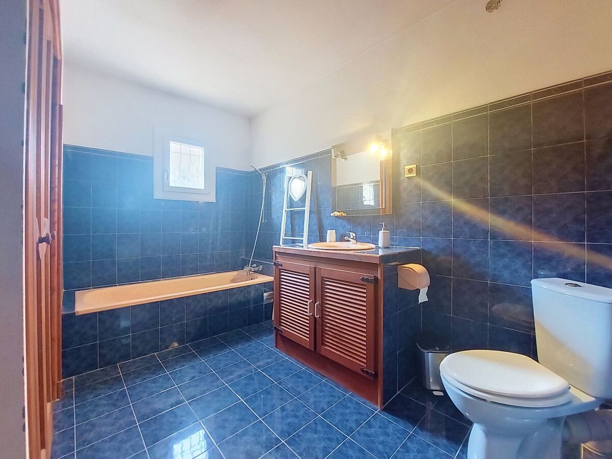 Maison avec piscine privée et terrain de 8 000 m² à Besse-sur-Issole - Photo 52