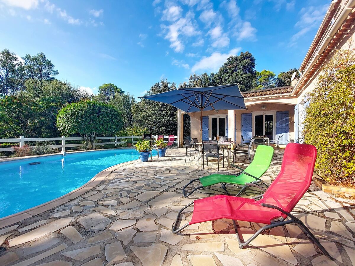 Maison avec piscine privée et terrain de 8 000 m² à Besse-sur-Issole - Photo 54