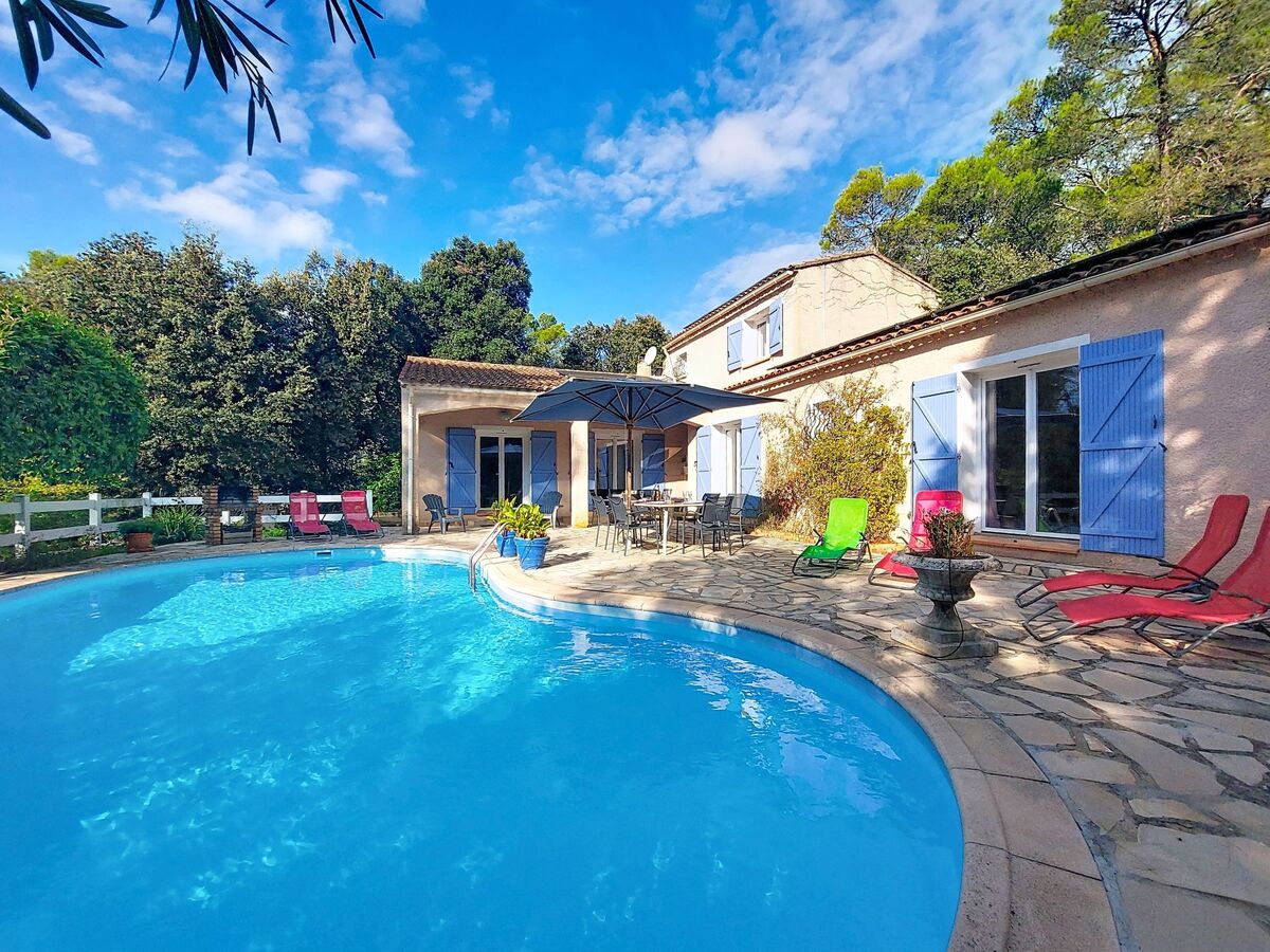Maison avec piscine privée et terrain de 8 000 m² à Besse-sur-Issole - Photo 56
