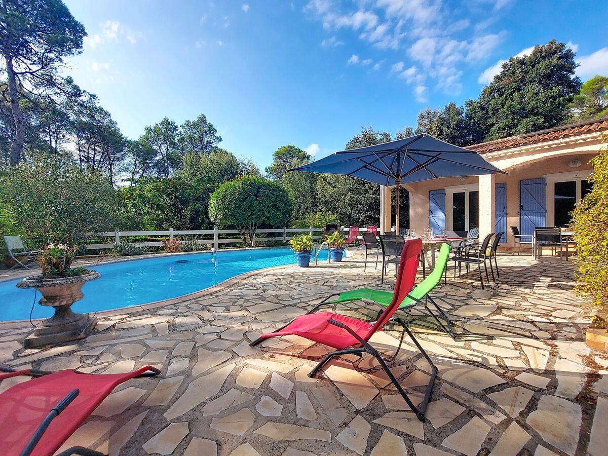 Maison avec piscine privée et terrain de 8 000 m² à Besse-sur-Issole - Photo 58