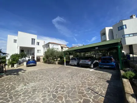 Maison Apartment 2007 à Rovinj, 20 m², terrasse et parking : photo 1