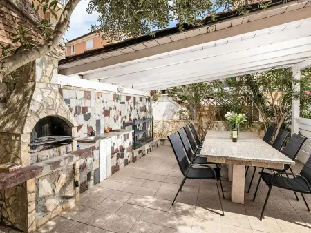 Villa Vilina – 7 chambres avec piscine chauffée à Medulin : photo 9