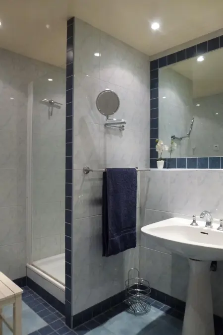 Appartement de 50 m² avec piscine privée à Rustrel, Provence : photo 19