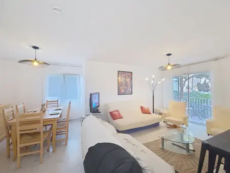 Les Floralies : appartement 2 pièces avec terrasse à Fréjus : photo 3