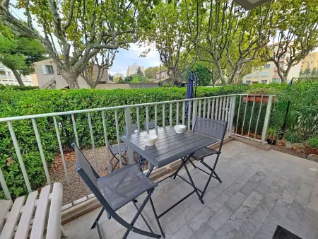 Les Floralies : appartement 2 pièces avec terrasse à Fréjus : photo 17