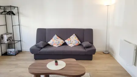 Studio 38 m² avec parking inclus à Chauny, près du centre : photo 1