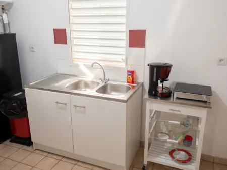 Appartement 54 m² vue jardin et montagne, parking inclus, Sainte-Rose : photo 4