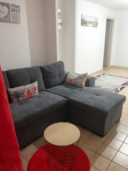Appartement 54 m² vue jardin et montagne, parking inclus, Sainte-Rose : photo 9