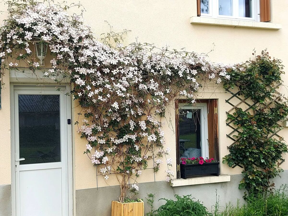 Appartement 90 m² avec jardin clos et cheminée à Noirétable - Photo 1