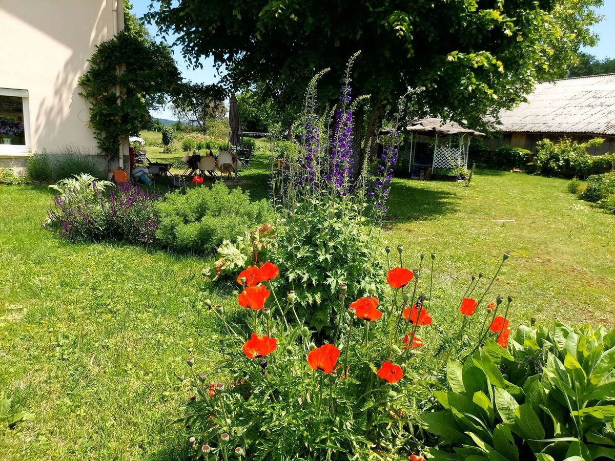 Appartement 90 m² avec jardin clos et cheminée à Noirétable - Photo 6