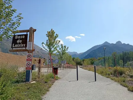Appartement 28 m² avec balcon et vue montagne à Ancelle : photo 11