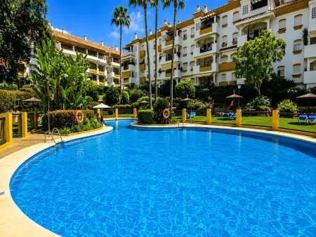 Appartement avec patio privé à Marbella, Appartement 4 personnes à Marbella : photo 1