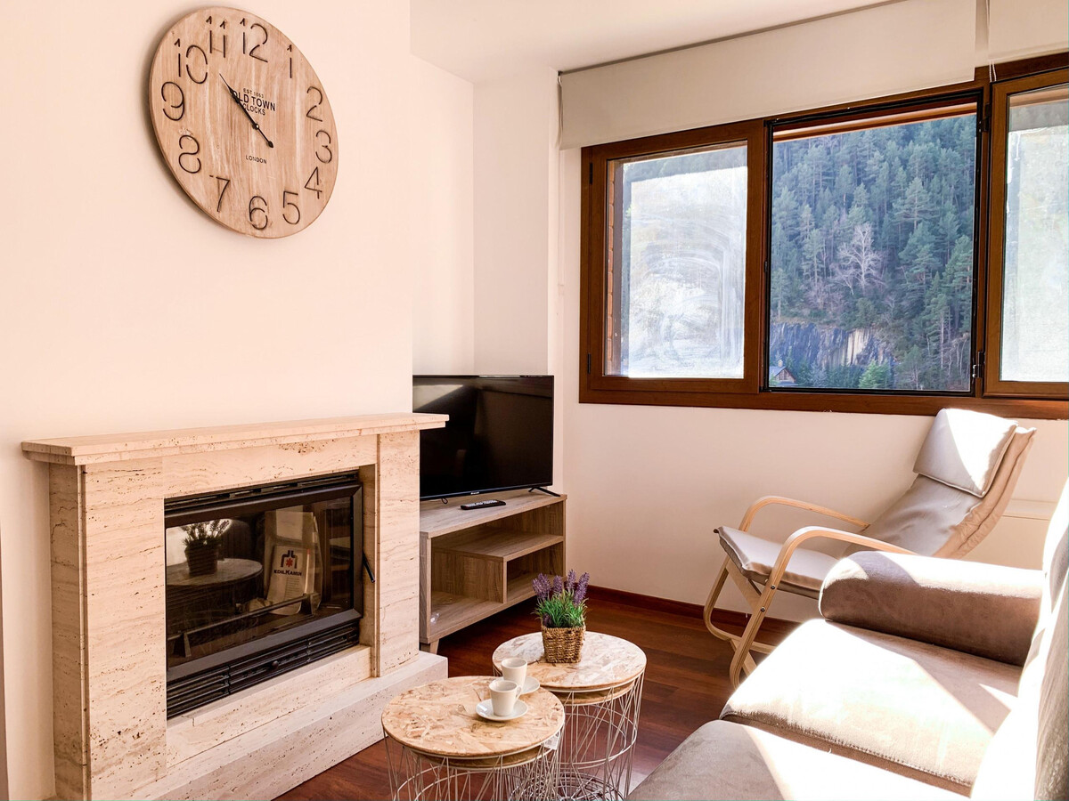 Appartement moderne à Arinsal, proche pistes, parking inclus - Photo 3