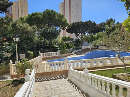 Studio moderne vue mer à Benidorm, 3 personnes, piscine : photo 2