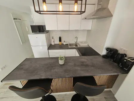 Studio moderne vue mer à Benidorm, 3 personnes, piscine : photo 20