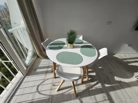 Studio moderne vue mer à Benidorm, 3 personnes, piscine : photo 27