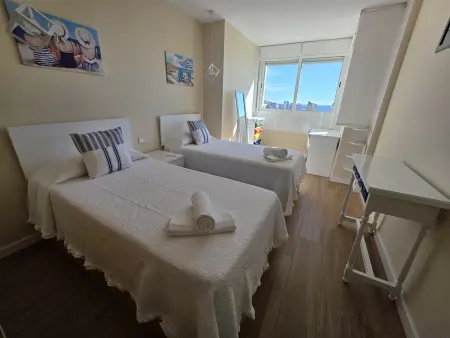 Appartement moderne vue mer et montagne à Benidorm, 4 pers. : photo 8