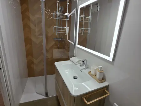 Appartement moderne vue mer et montagne à Benidorm, 4 pers. : photo 22