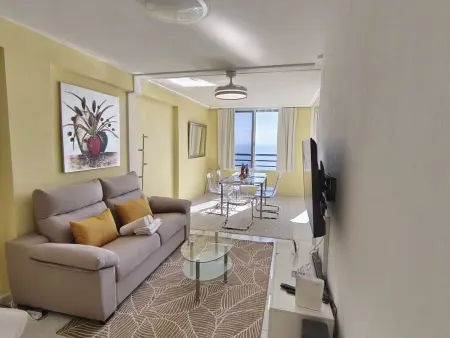 Appartement vue mer front de plage à Benidorm, 2 chambres : photo 5