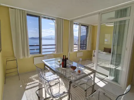 Appartement vue mer front de plage à Benidorm, 2 chambres : photo 7