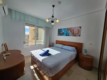 Appartement à Benidorm avec vue piscine, climatisation et parking : photo 13