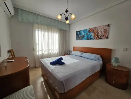 Appartement à Benidorm avec vue piscine, climatisation et parking : photo 20