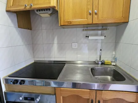Appartement accueillant avec vue piscine - 4 pers. : photo 9
