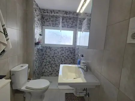 Appartement moderne à Benidorm, 2 chambres, à 1 km de la plage : photo 5