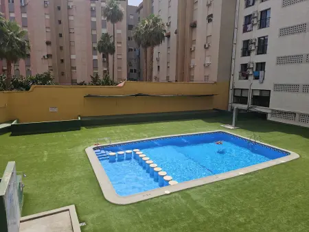 Appartement 34 m² vue piscine au centre de Benidorm, 3 pers. : photo 1
