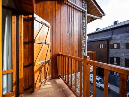 Appartement spacieux avec terrasse - 6 pers., Appartement 8 personnes à Puigcerdà : photo 4
