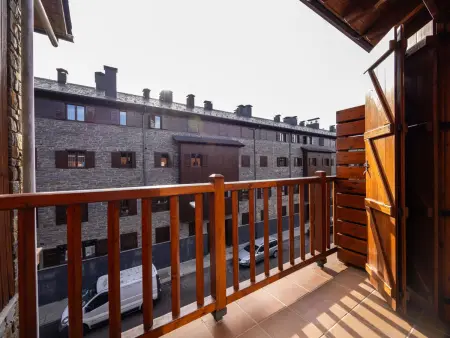 Appartement spacieux avec terrasse - 6 pers., Appartement 8 personnes à Puigcerdà : photo 5