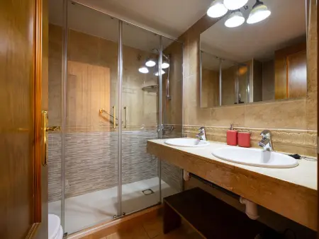 Appartement spacieux avec terrasse - 6 pers., Appartement 8 personnes à Puigcerdà : photo 15