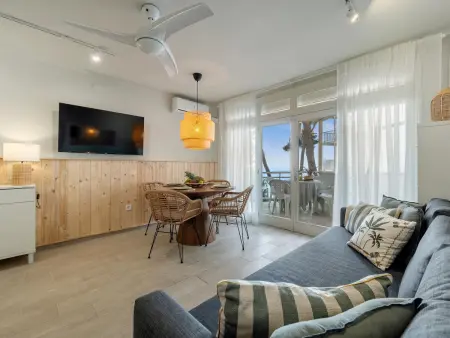 Appartement vue mer avec terrasse et parking privé à Salou : photo 1