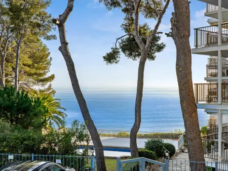 Appartement vue mer avec terrasse et parking privé à Salou : photo 4