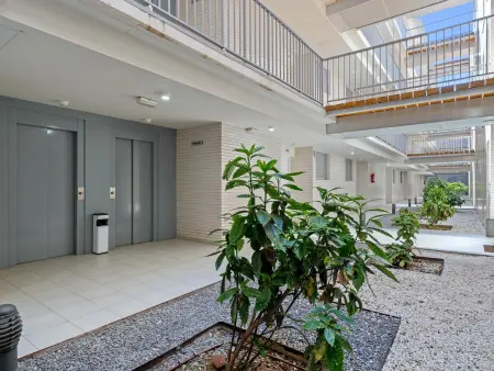 Charmant appartement, climatisation et parking - 5 pers. : photo 17
