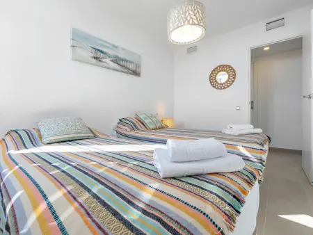 Appartement avec vue, climatisation et parking, Appartement 6 personnes à Torredembarra : photo 12