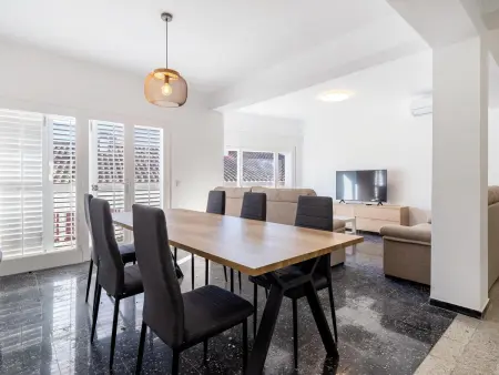 Appartement spacieux à 150m de la plage - 10 pers. : photo 1