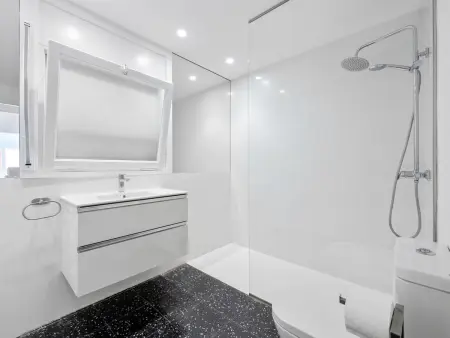 Appartement spacieux à 150m de la plage - 10 pers. : photo 24