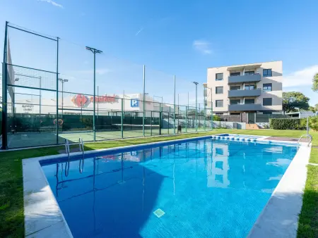 Appartement avec piscine et parking - 5 pers., Appartement 5 personnes à Torredembarra : photo 1