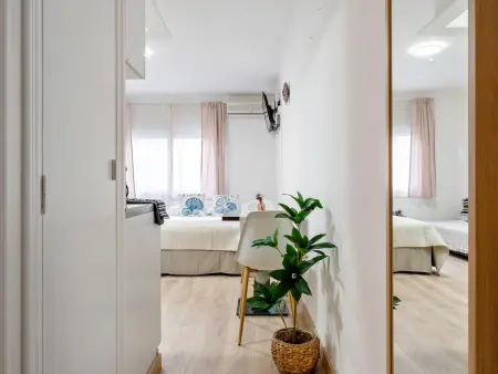 Loft lumineux de 30 m² au centre de Cambrils, à 300 m de la plage : photo 13